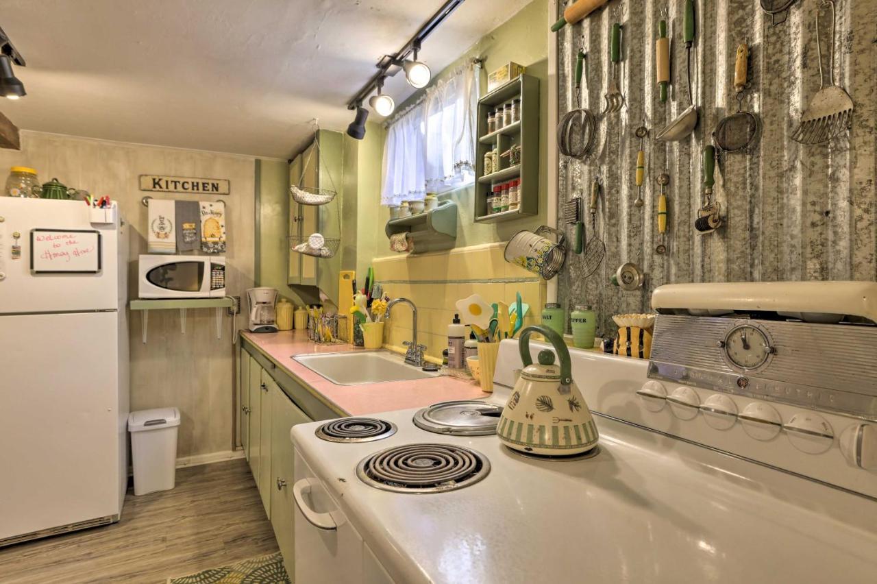 Cozy And Vintage Cedar City Apartment With Fire Pit! Exterior foto
